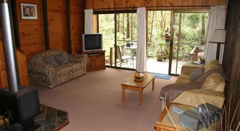 Springbrook Mountain Chalets ภายนอก รูปภาพ